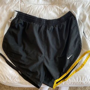 Nike- Live Strong Running Short, Black (small)